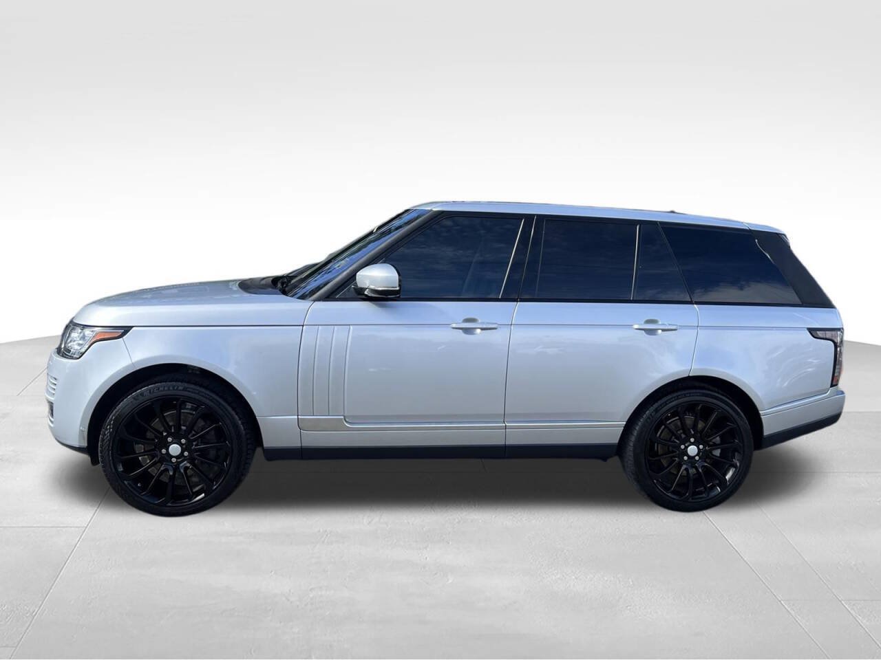 Used 2016 Land Rover Range Rover HSE AWD/4WD image 2
