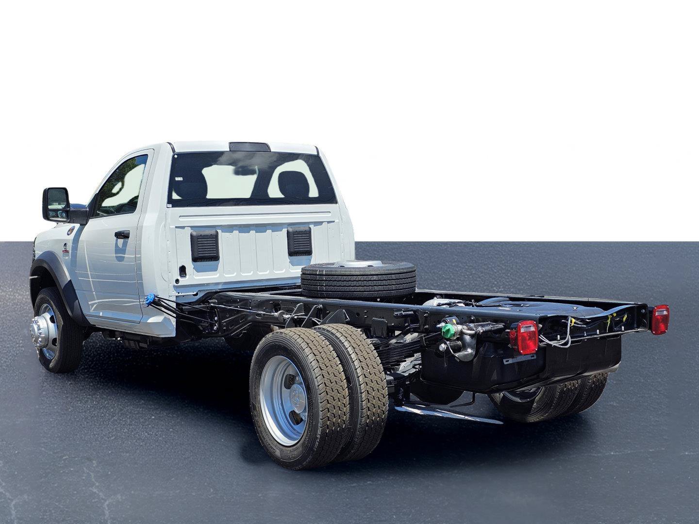 New 2026 RAM 4500 Tradesman w/ Chrome Appearance Group AWD/4WD image 13