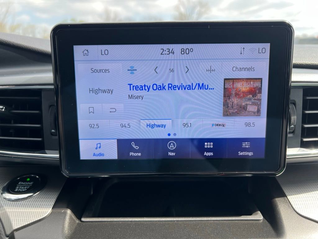 Used 2020 Ford Explorer XLT w/ Equipment Group 202A image 28