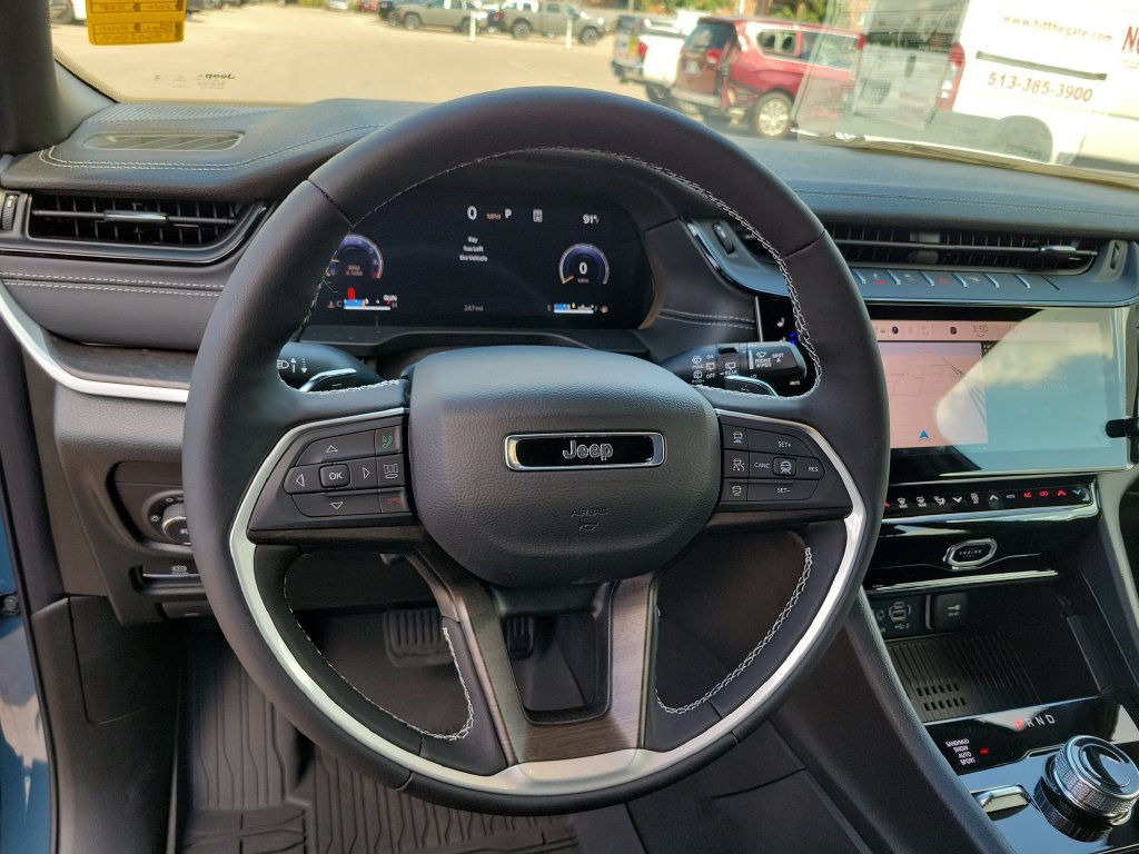New 2026 Jeep Grand Cherokee L Limited AWD/4WD image 16