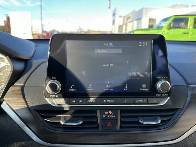 Used 2024 Nissan Altima 2.5 SV image 34