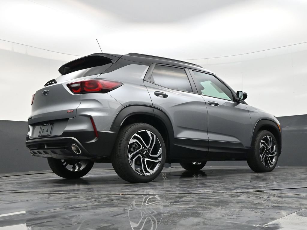 Used 2025 Chevrolet TrailBlazer RS FWD image 25