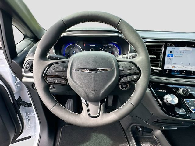 New 2026 Chrysler Pacifica Select FWD image 7