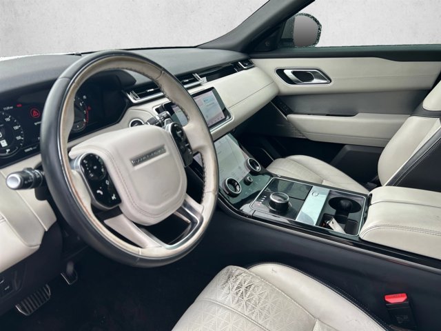 Used 2018 Land Rover Range Rover Velar R-Dynamic SE AWD/4WD image 17