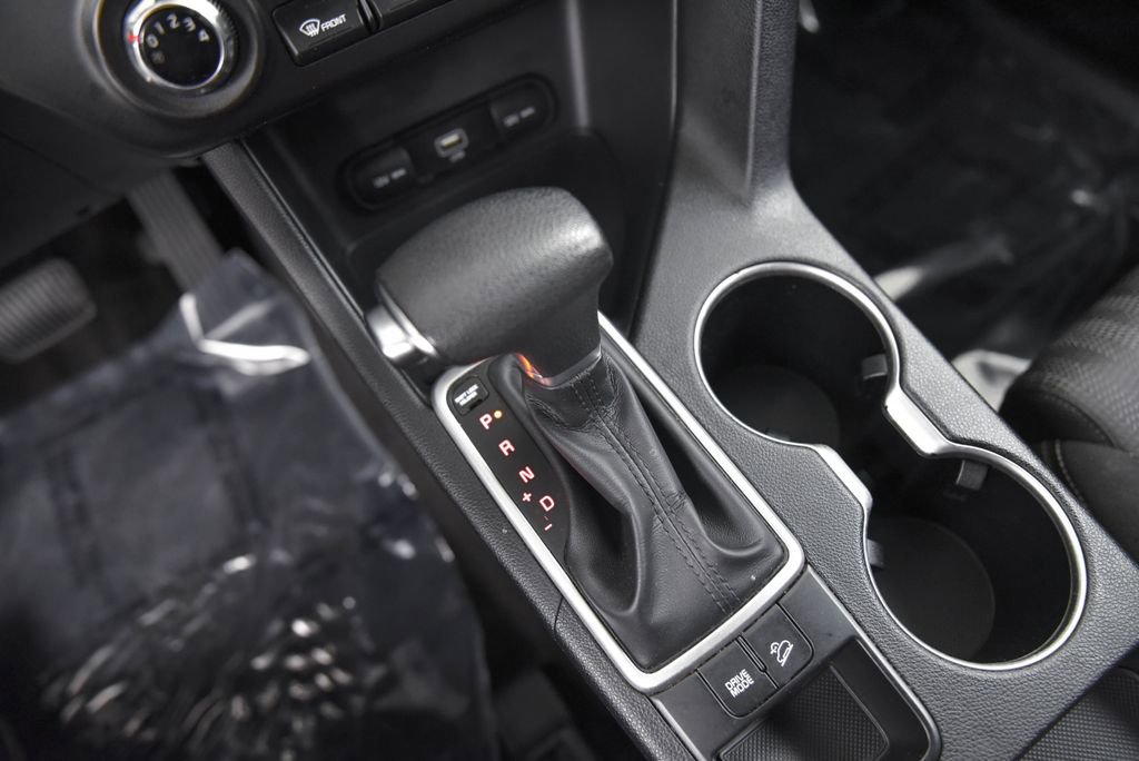 Used 2020 Kia Sportage LX image 23