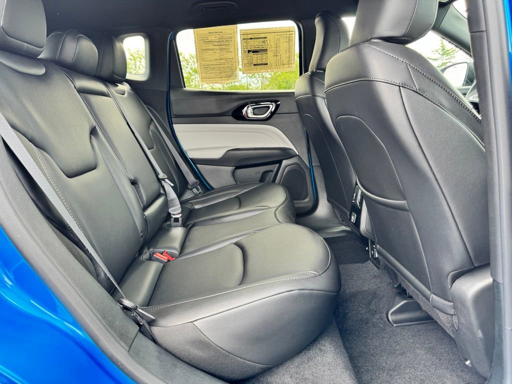 New 2026 Jeep Compass Limited AWD/4WD image 12