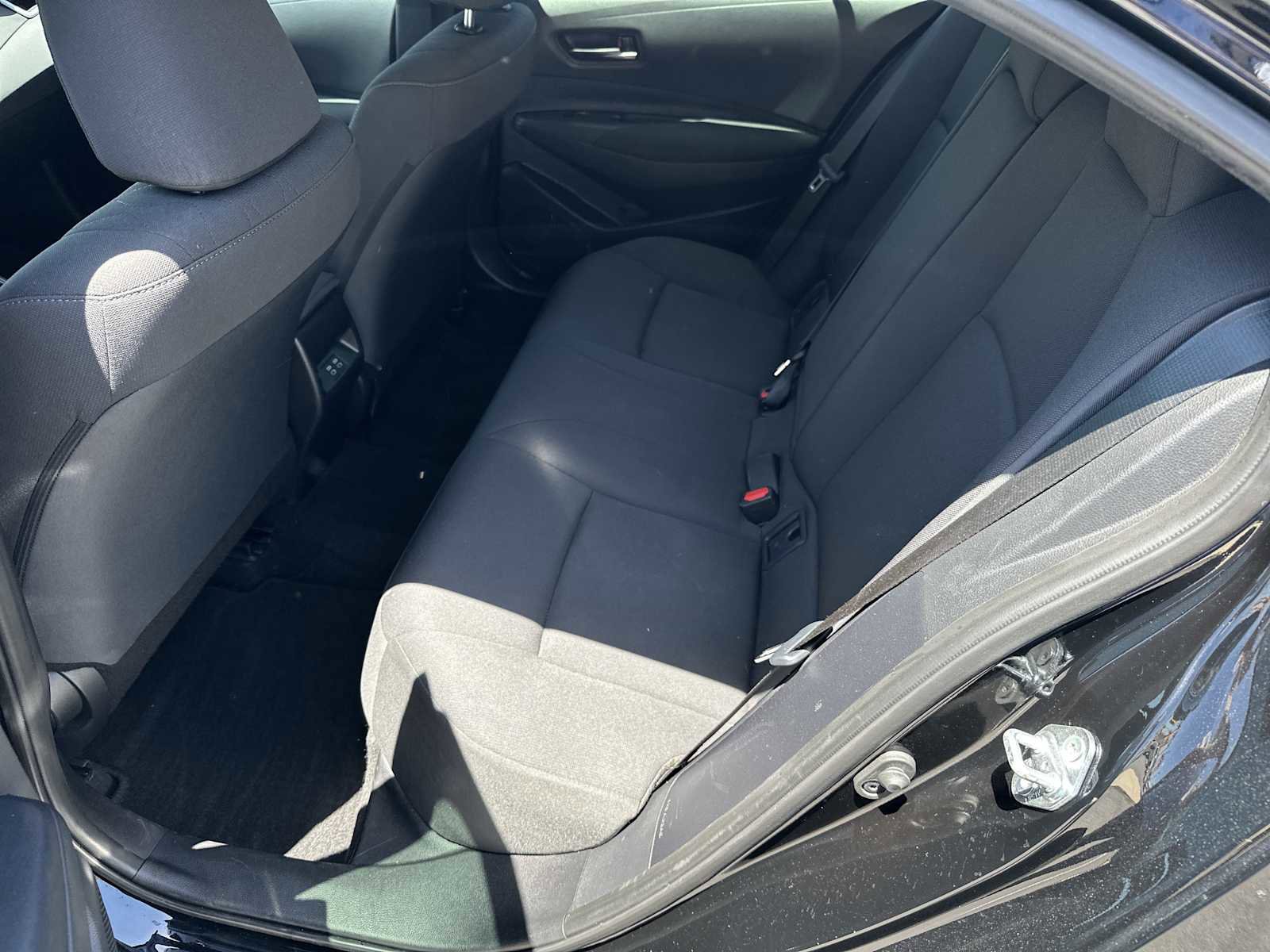 Used 2025 Toyota Corolla LE FWD image 19