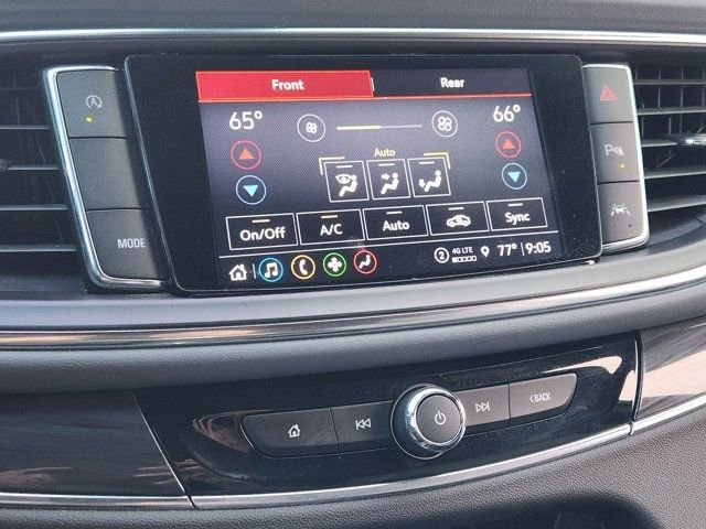 Used 2022 Buick Enclave Essence w/ Sport Touring Edition image 22