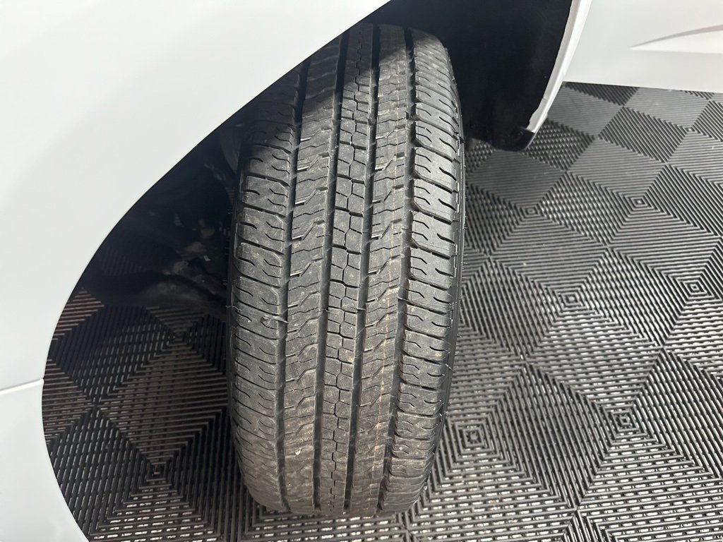 Used 2021 GMC Canyon Elevation image 40