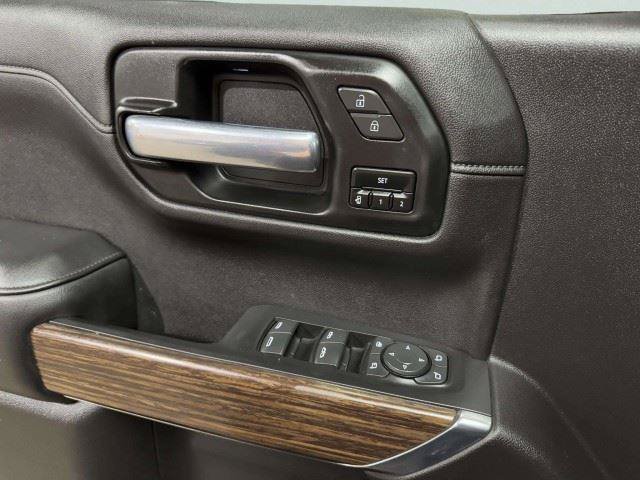 Used 2021 Chevrolet Silverado 1500 High Country w/ Z71 Off-Road Package AWD/4WD image 23
