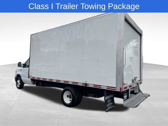 Used 2023 Ford E-450 and Econoline 450 Super Duty w/ Power Windows & Locks Group RWD image 6