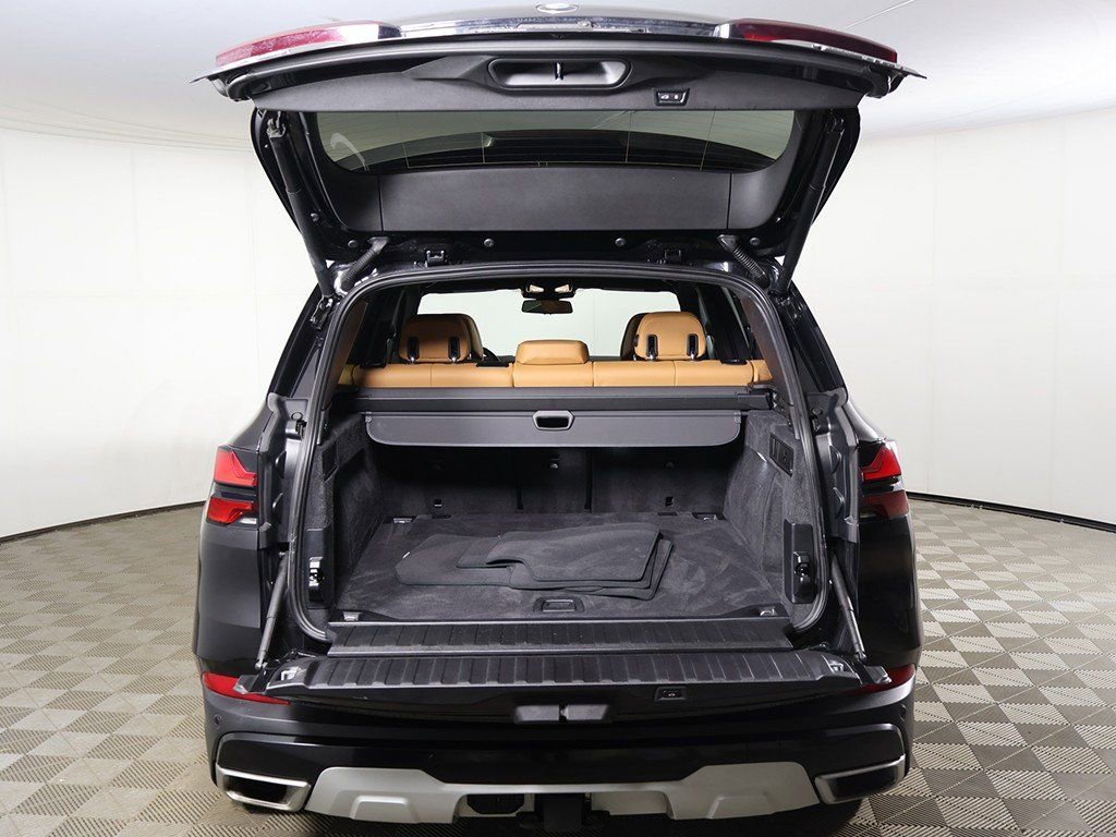 Used 2024 BMW X5 xDrive40i w/ Premium Package image 18