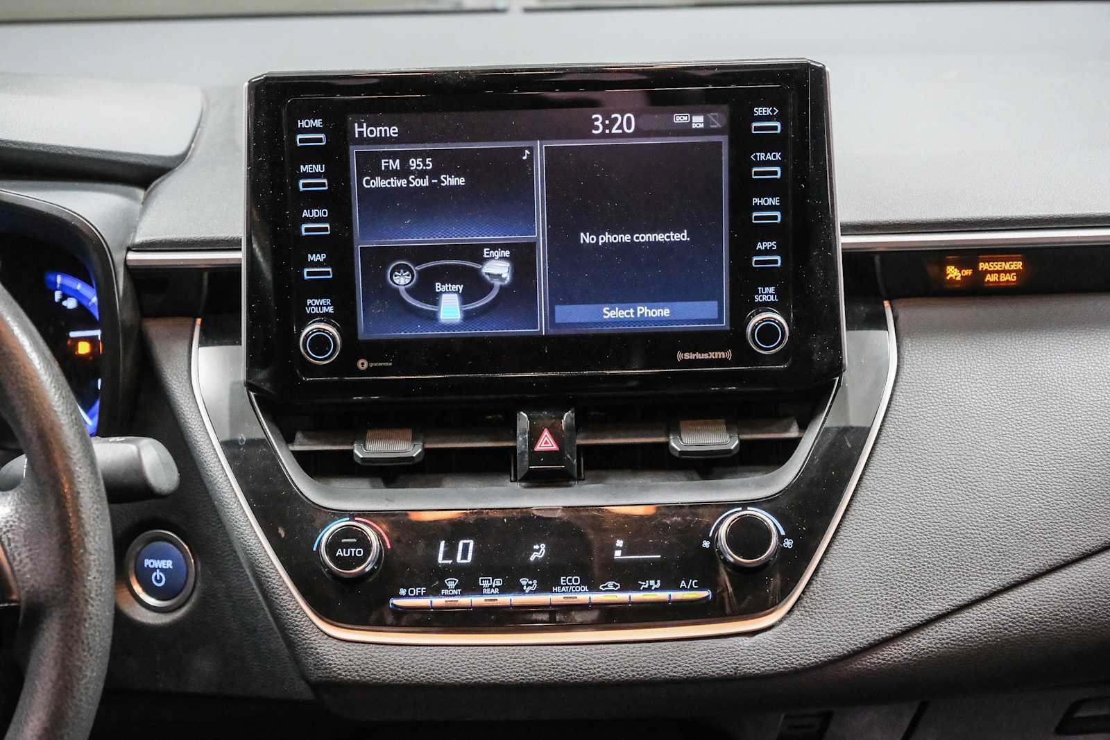 Used 2021 Toyota Corolla LE w/ Carpet Mat Package (TMS) FWD image 16