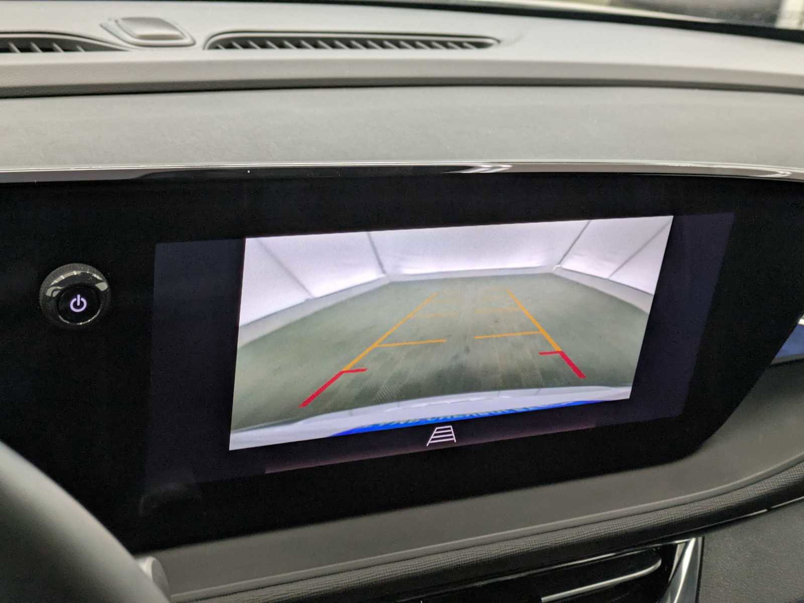 Used 2025 Buick Envista Avenir image 28