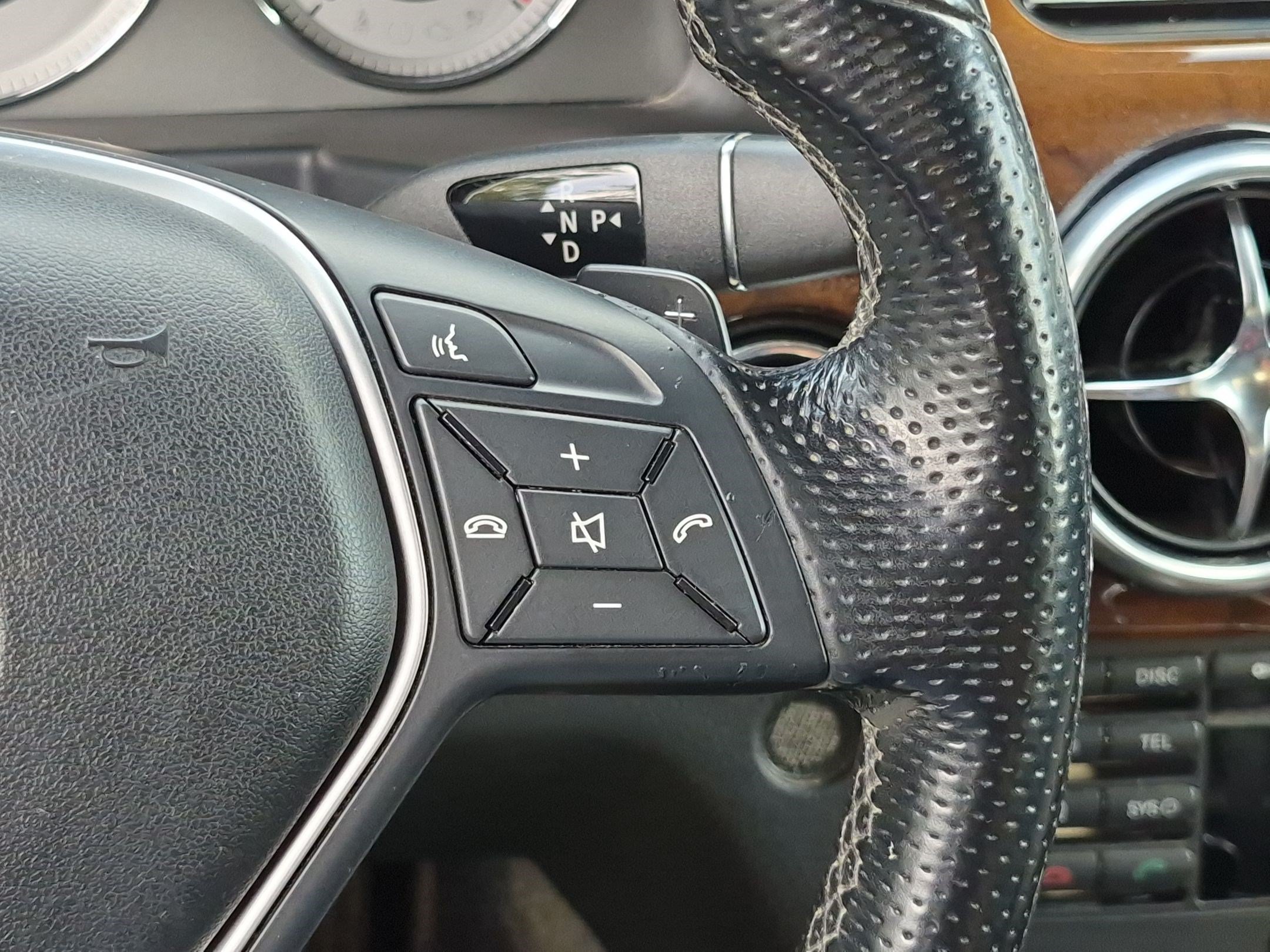 Used 2013 Mercedes-Benz GLK 350 4MATIC image 15