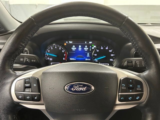 Used 2022 Ford Explorer XLT w/ Equipment Group 202A image 15