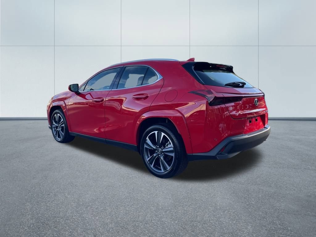 Used 2025 Lexus UX 300h AWD image 7