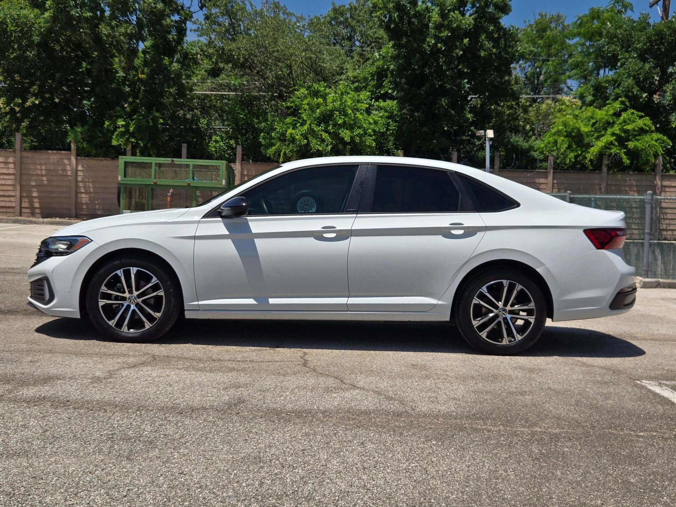 Used 2024 Volkswagen Jetta Sport FWD image 7