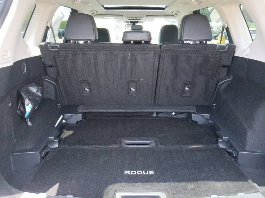 Used 2023 Nissan Rogue SL FWD image 30