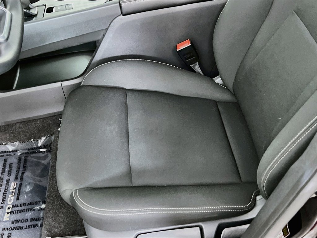 Used 2023 Nissan Rogue S AWD/4WD image 17
