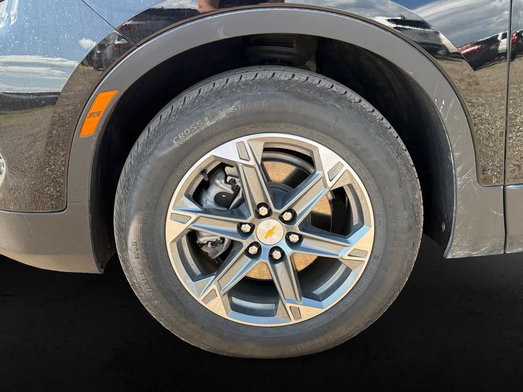 Used 2025 Chevrolet Blazer LT AWD/4WD image 13