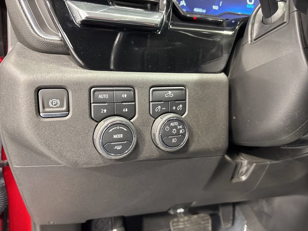 Used 2023 Chevrolet Silverado 1500 RST AWD/4WD image 25