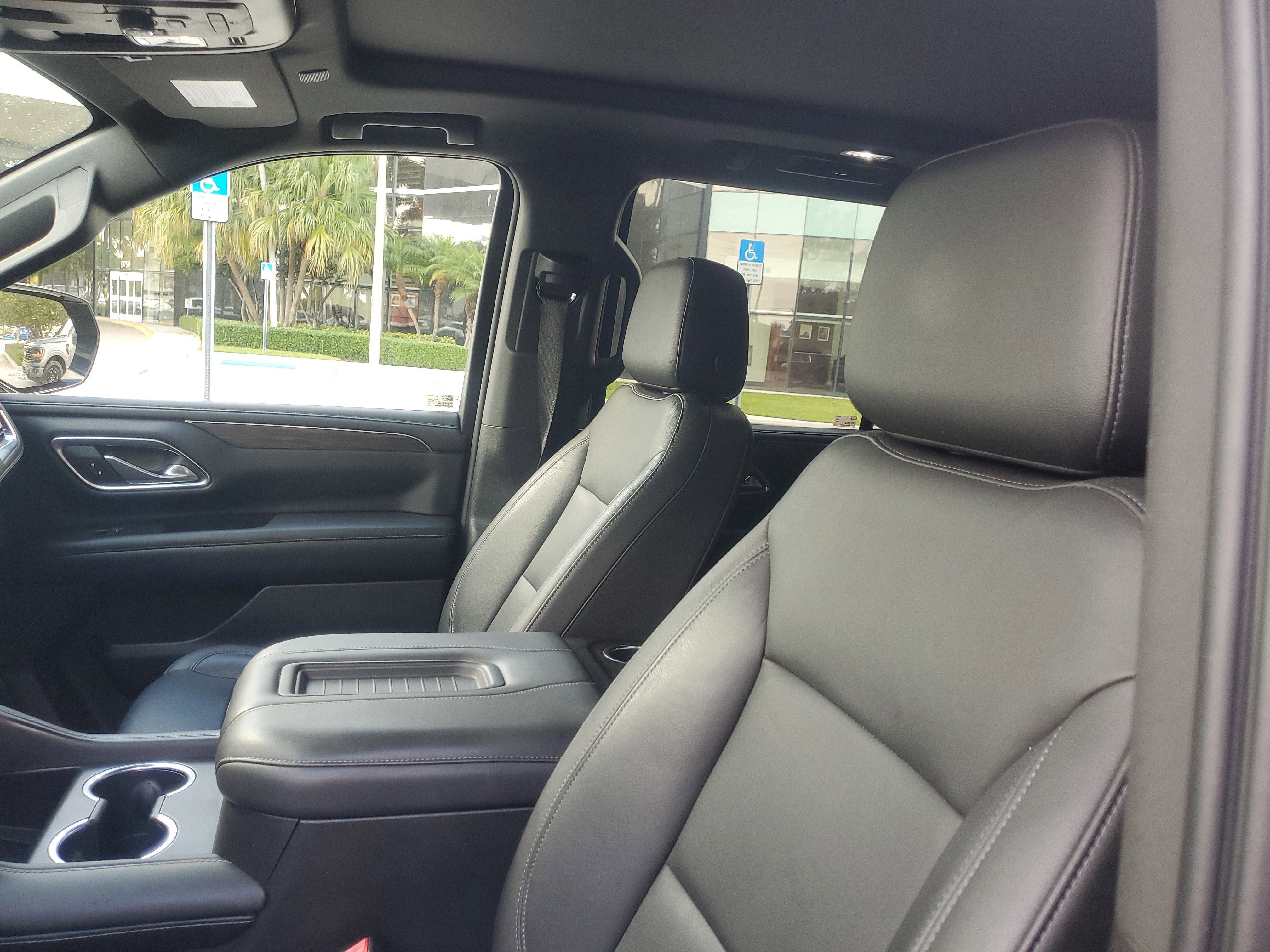 Used 2021 Chevrolet Tahoe LT w/ LT Signature Package image 22