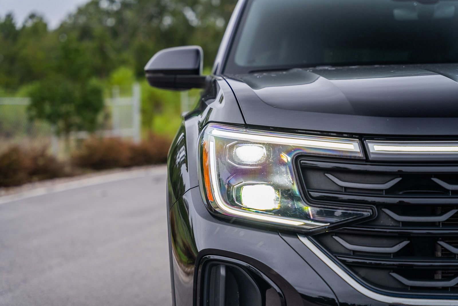 Used 2024 Volkswagen Atlas Cross Sport SE image 11