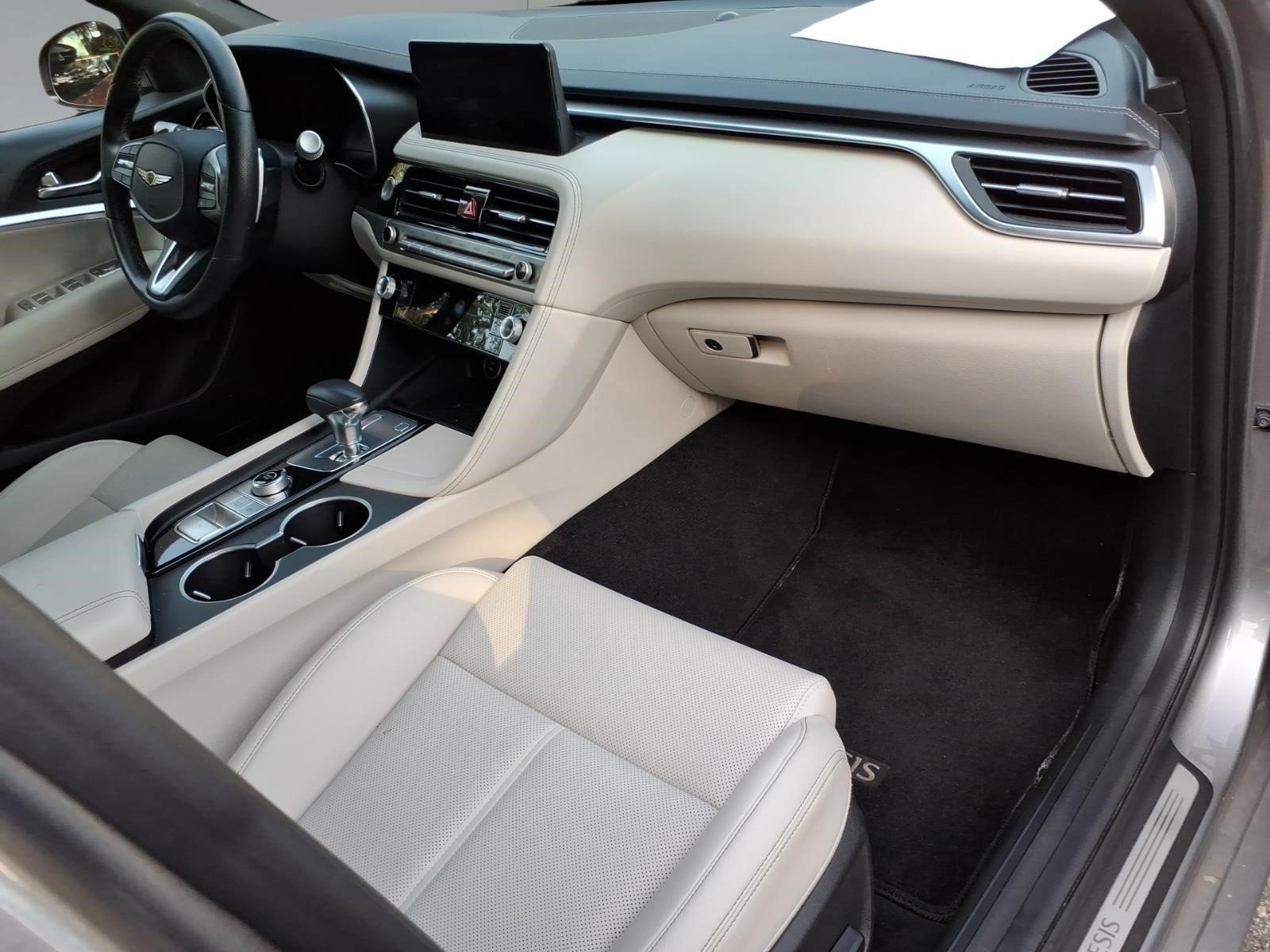 Used 2025 Genesis G70 2.5T AWD/4WD image 7