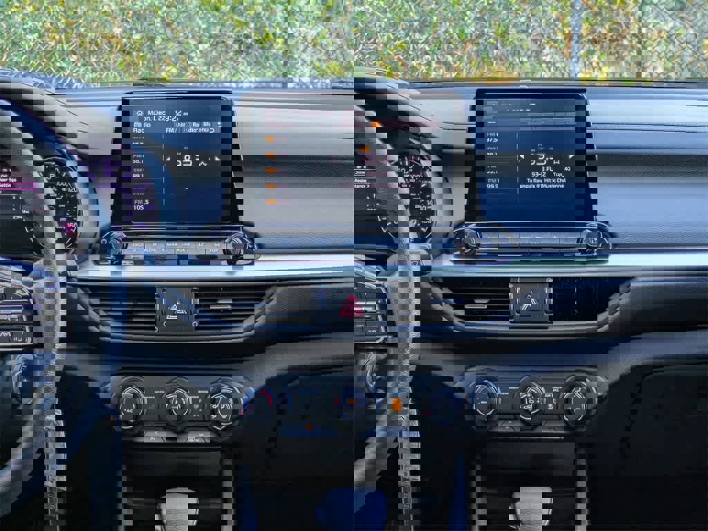 Used 2024 Kia Forte LXS image 17