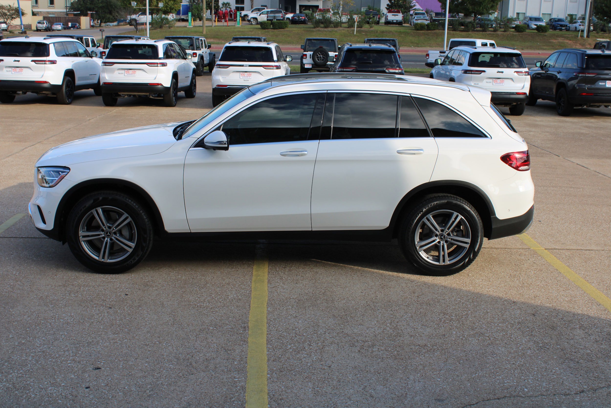 Used 2022 Mercedes-Benz GLC 300 image 9