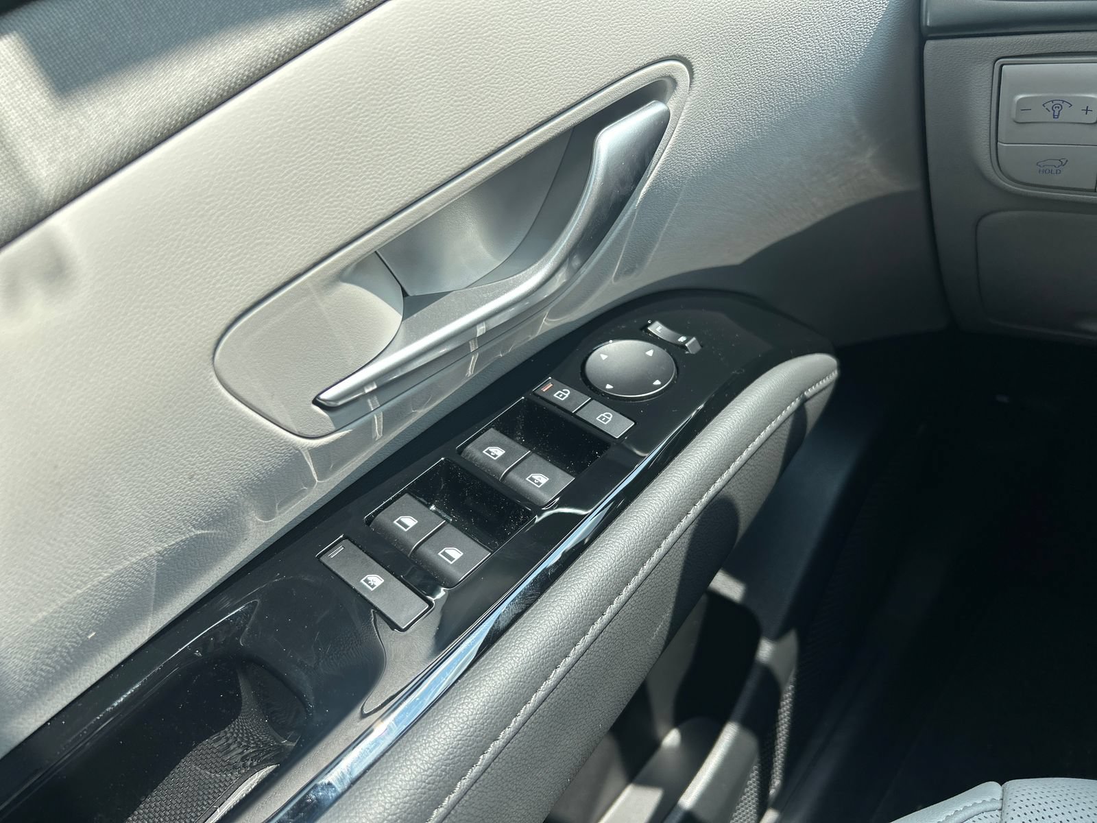 New 2026 Hyundai Tucson Limited AWD/4WD image 11