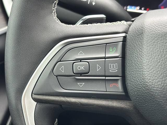 Used 2025 Jeep Grand Cherokee L Limited w/ Luxury Tech Group II AWD/4WD image 30