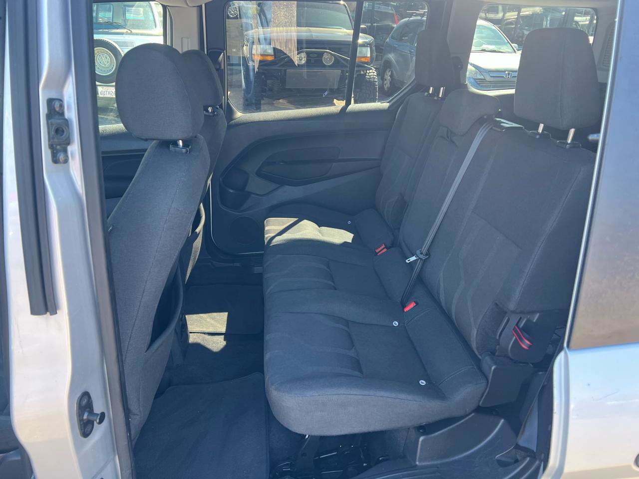 Used 2017 Ford Transit Connect XLT image 12