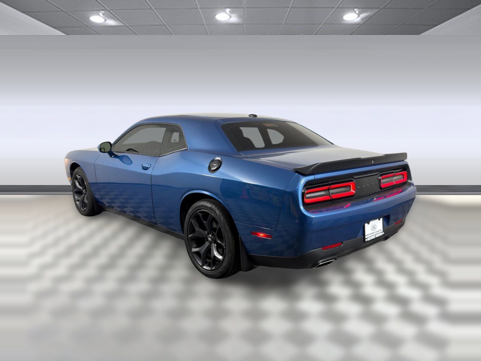 Used 2020 Dodge Challenger SXT w/ Blacktop Package image 3
