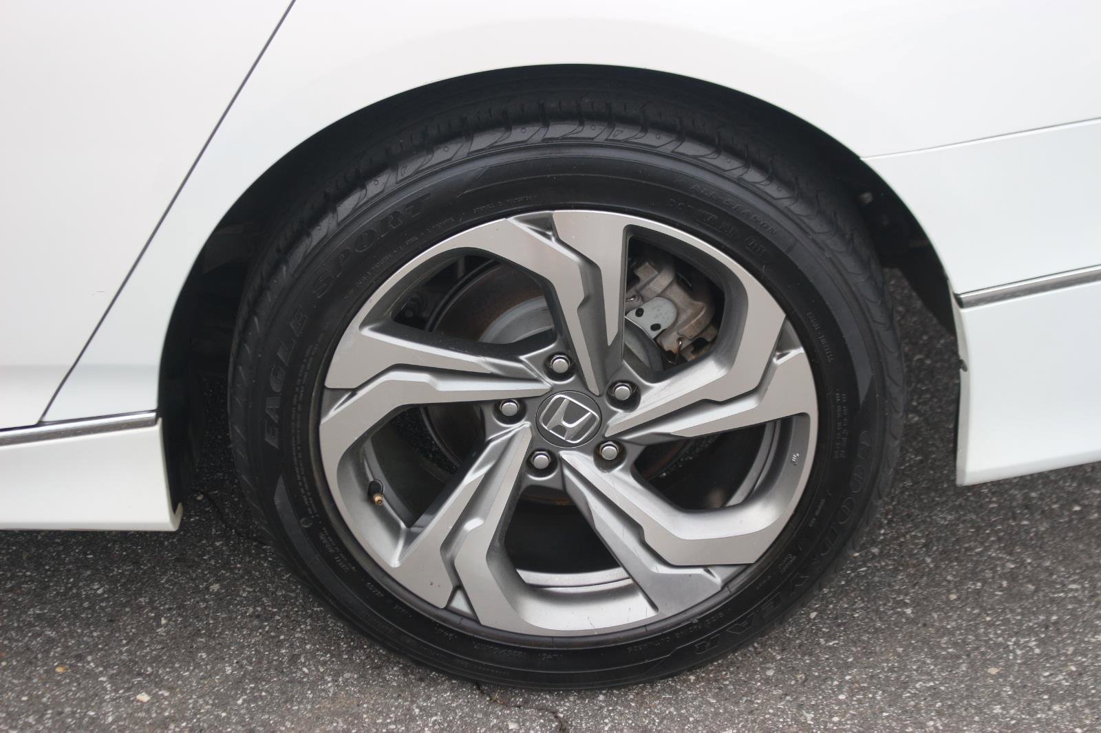 Used 2018 Honda Accord EX-L image 38