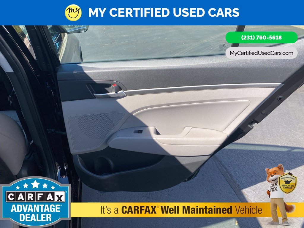 Used 2019 Hyundai Elantra Limited FWD image 22