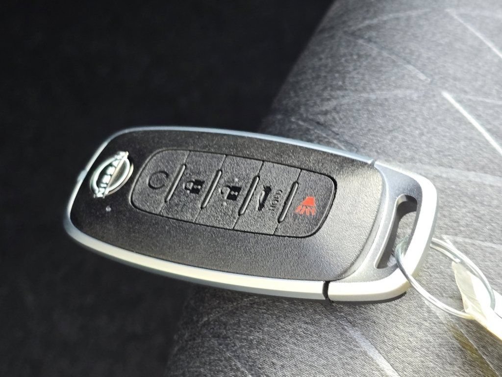 New 2026 Nissan Sentra SV w/ SV Convenience Package FWD image 19
