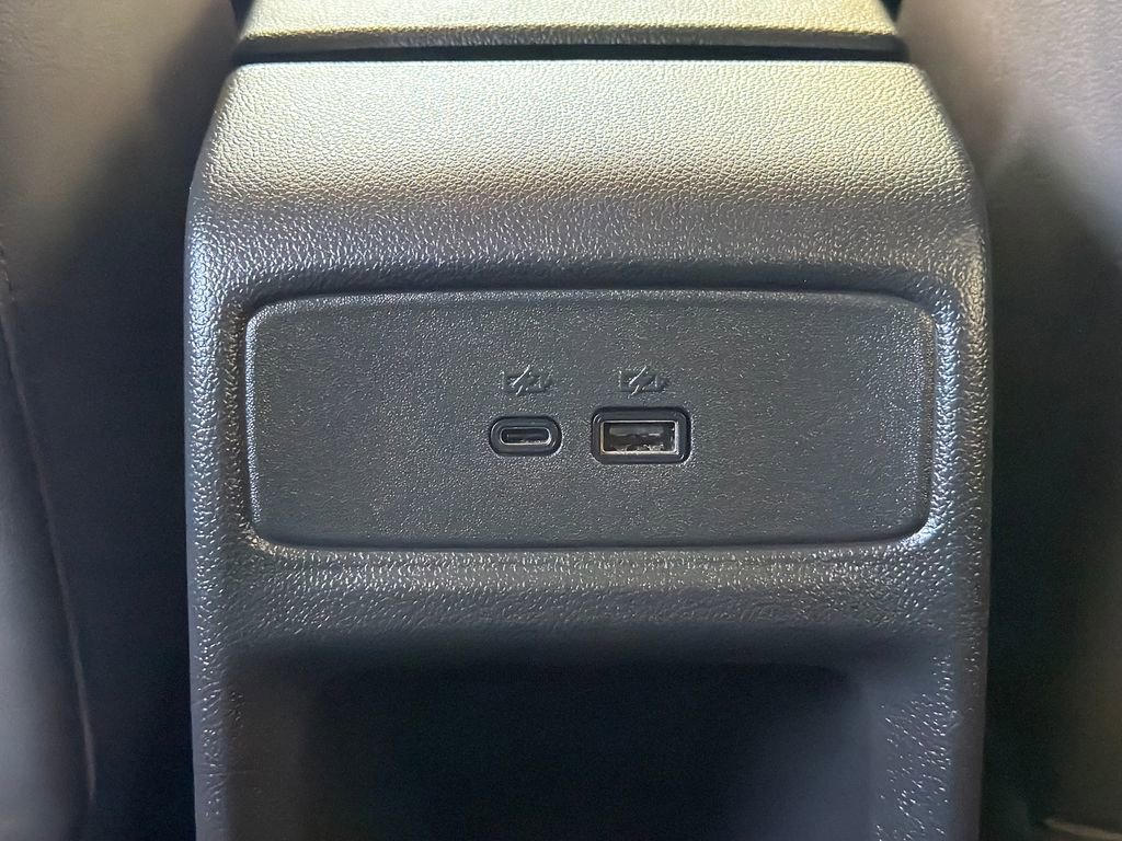 Used 2024 Chevrolet Trax ACTIV w/ Sunroof Package image 30