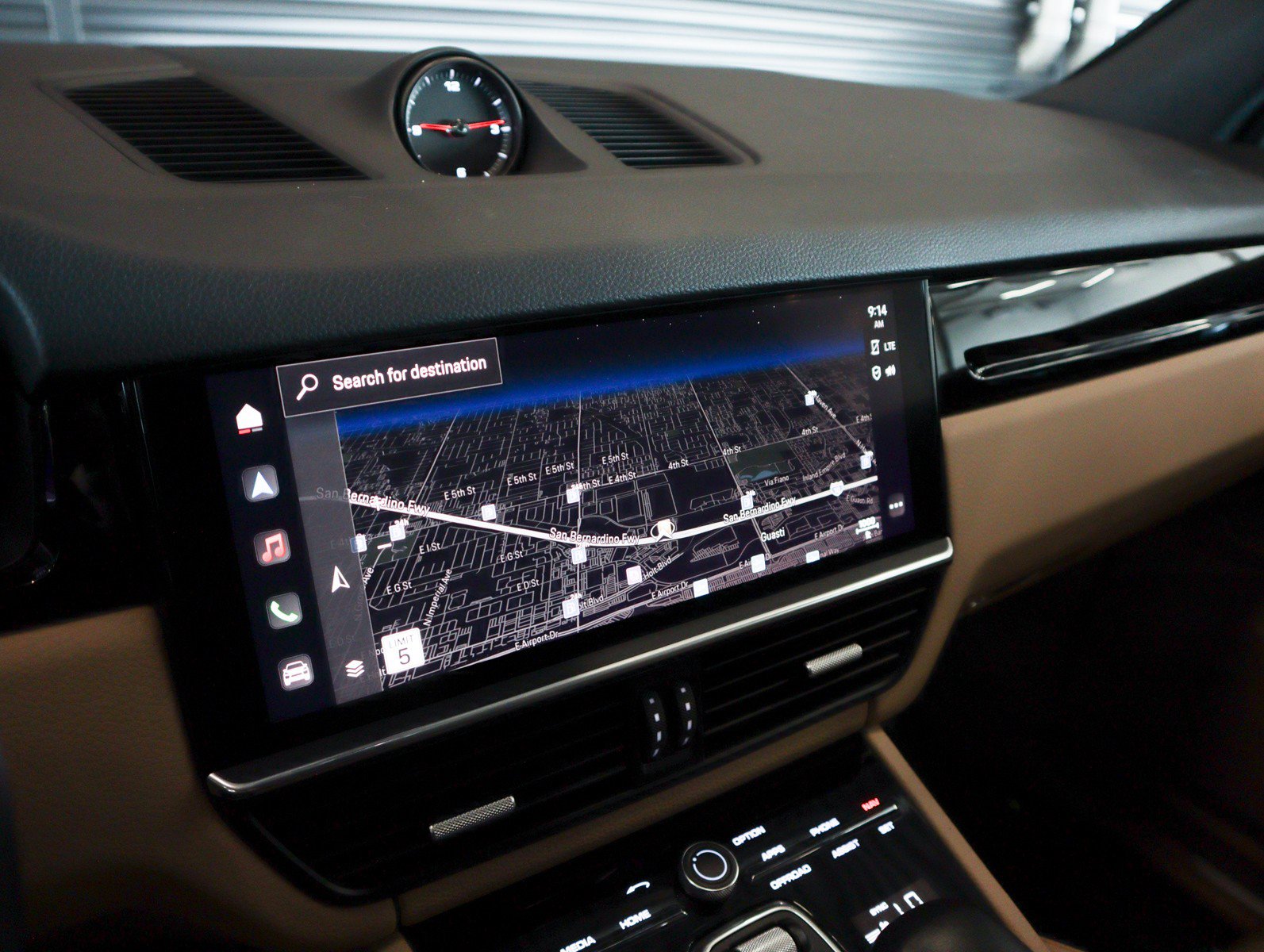 Certified 2023 Porsche Cayenne AWD/4WD image 23