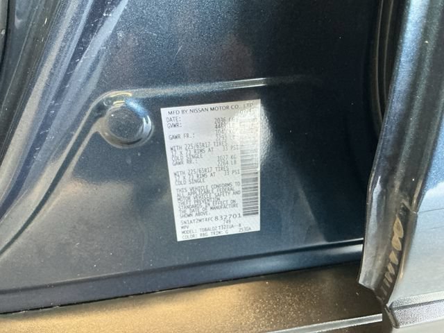 Used 2015 Nissan Rogue SV FWD image 25