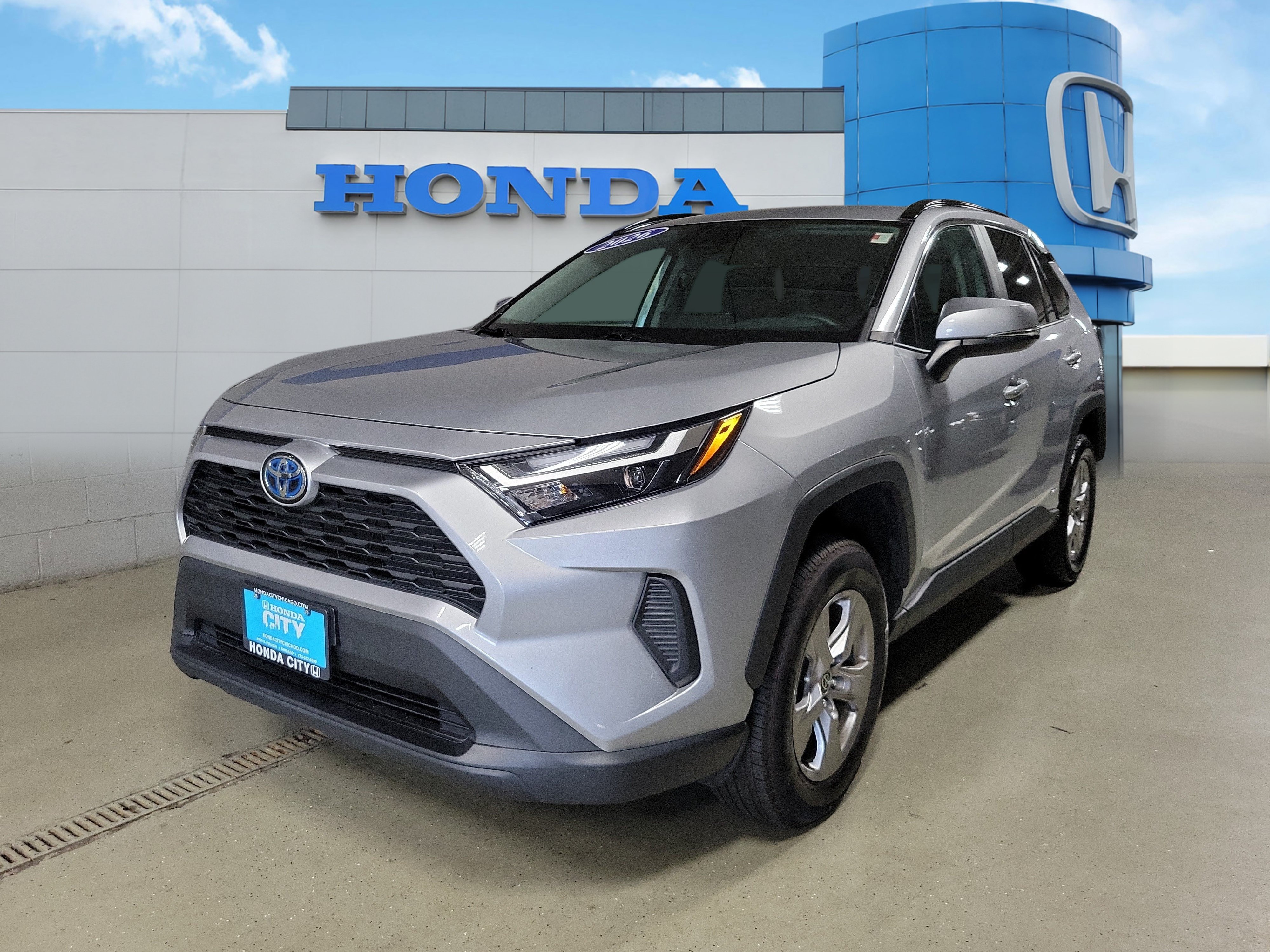 Used 2023 Toyota RAV4 XLE w/ XLE Grade Weather Package AWD/4WD image 2
