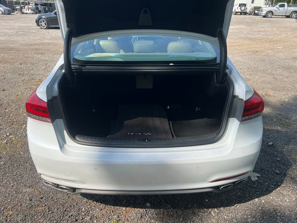 Used 2015 Hyundai Genesis 5.0 RWD image 18