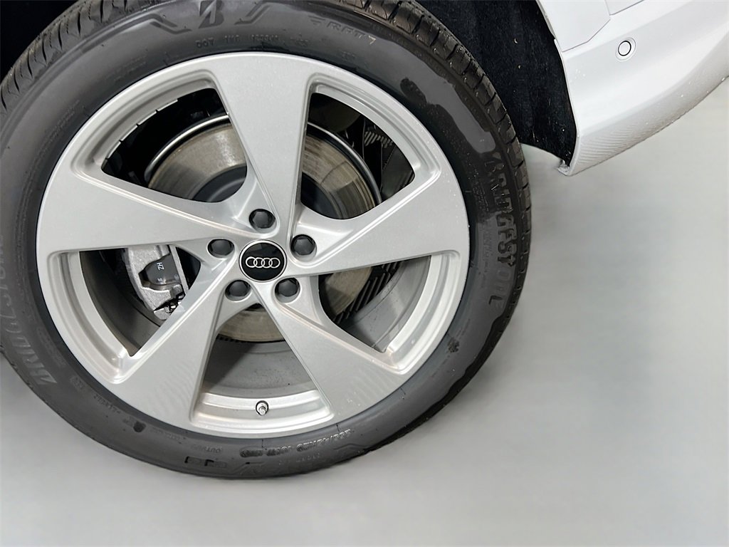 New 2025 Audi Q5 Premium Plus image 31