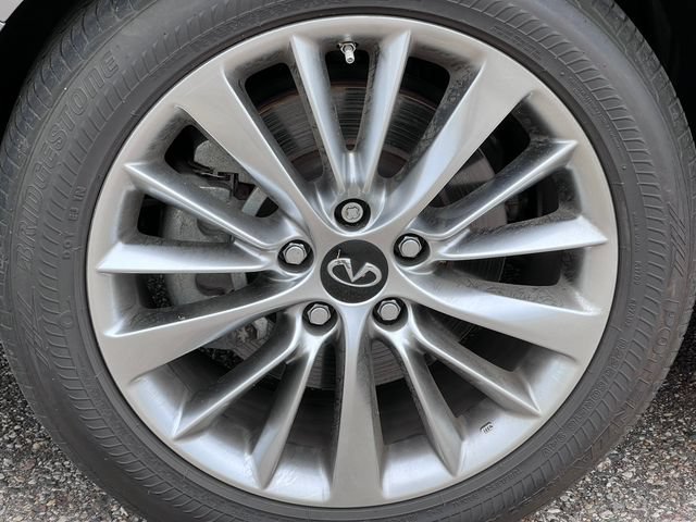 Used 2023 INFINITI Q50 Luxe AWD/4WD image 7