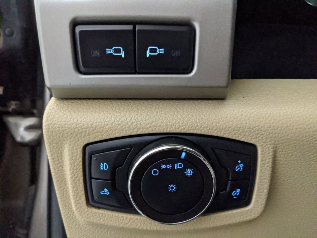 Certified 2019 Ford F250 Lariat w/ Lariat Value Package AWD/4WD image 13
