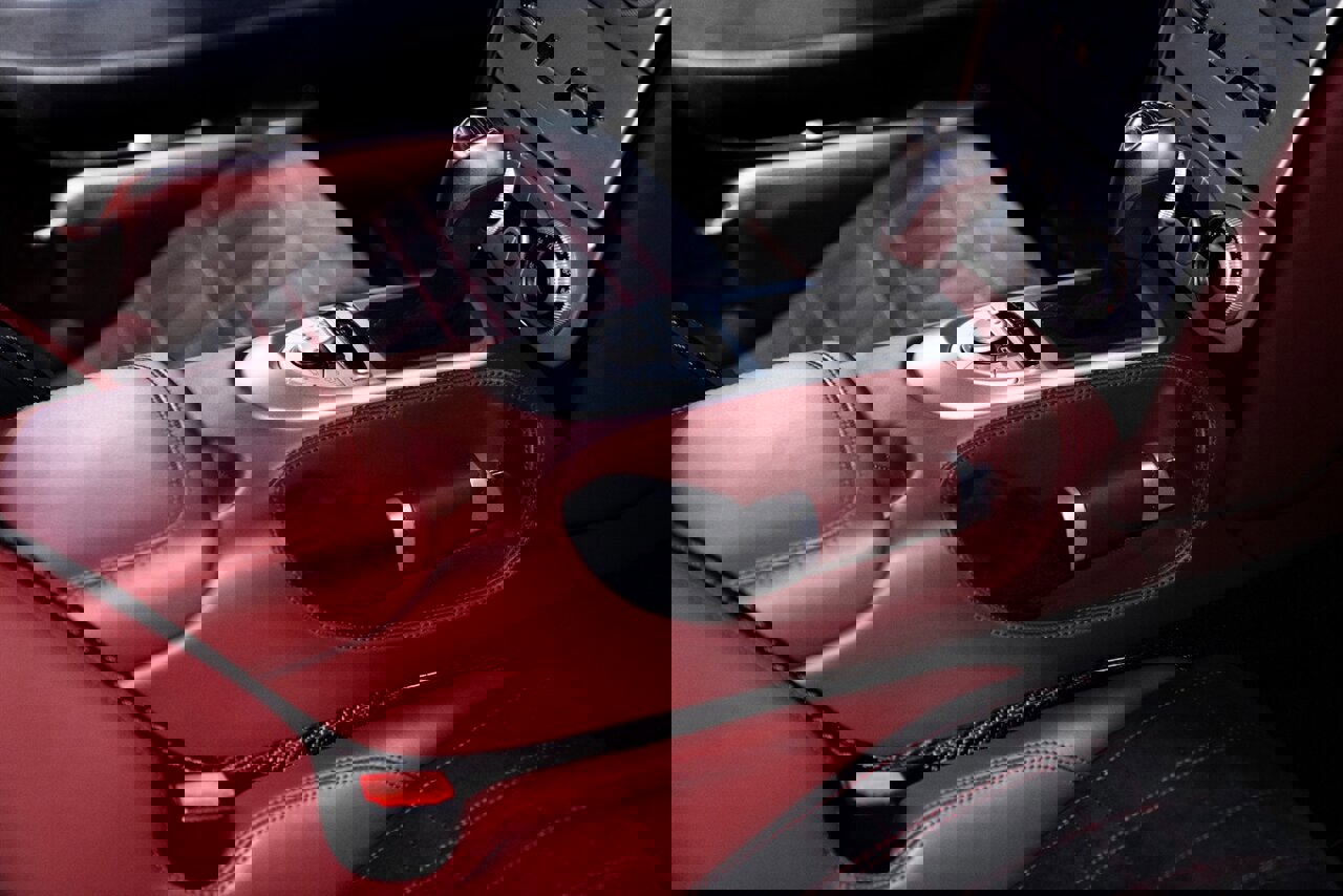 Used 2005 Mercedes-Benz SLR image 17