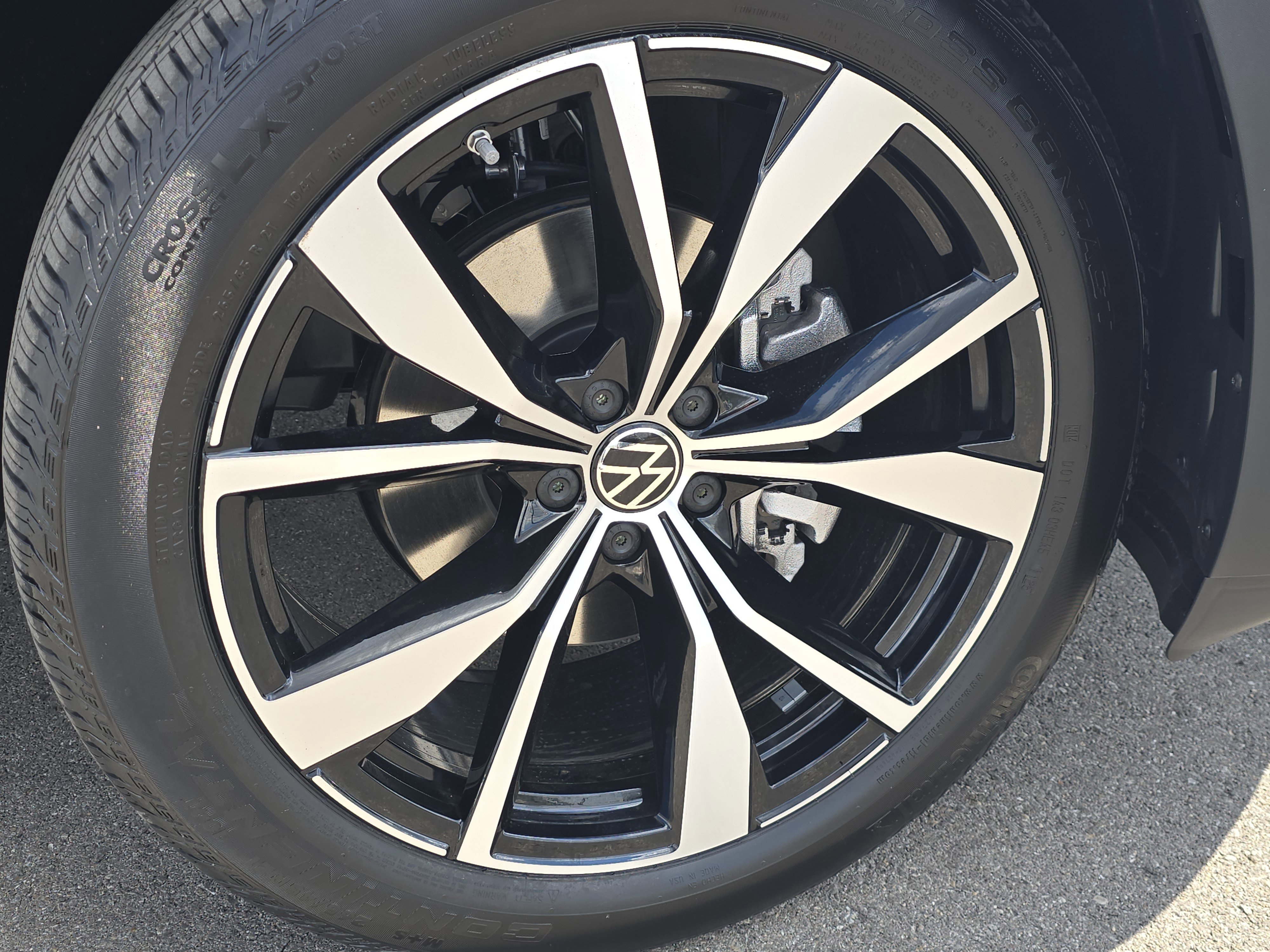 New 2026 Volkswagen Atlas SEL Premium R-Line image 16