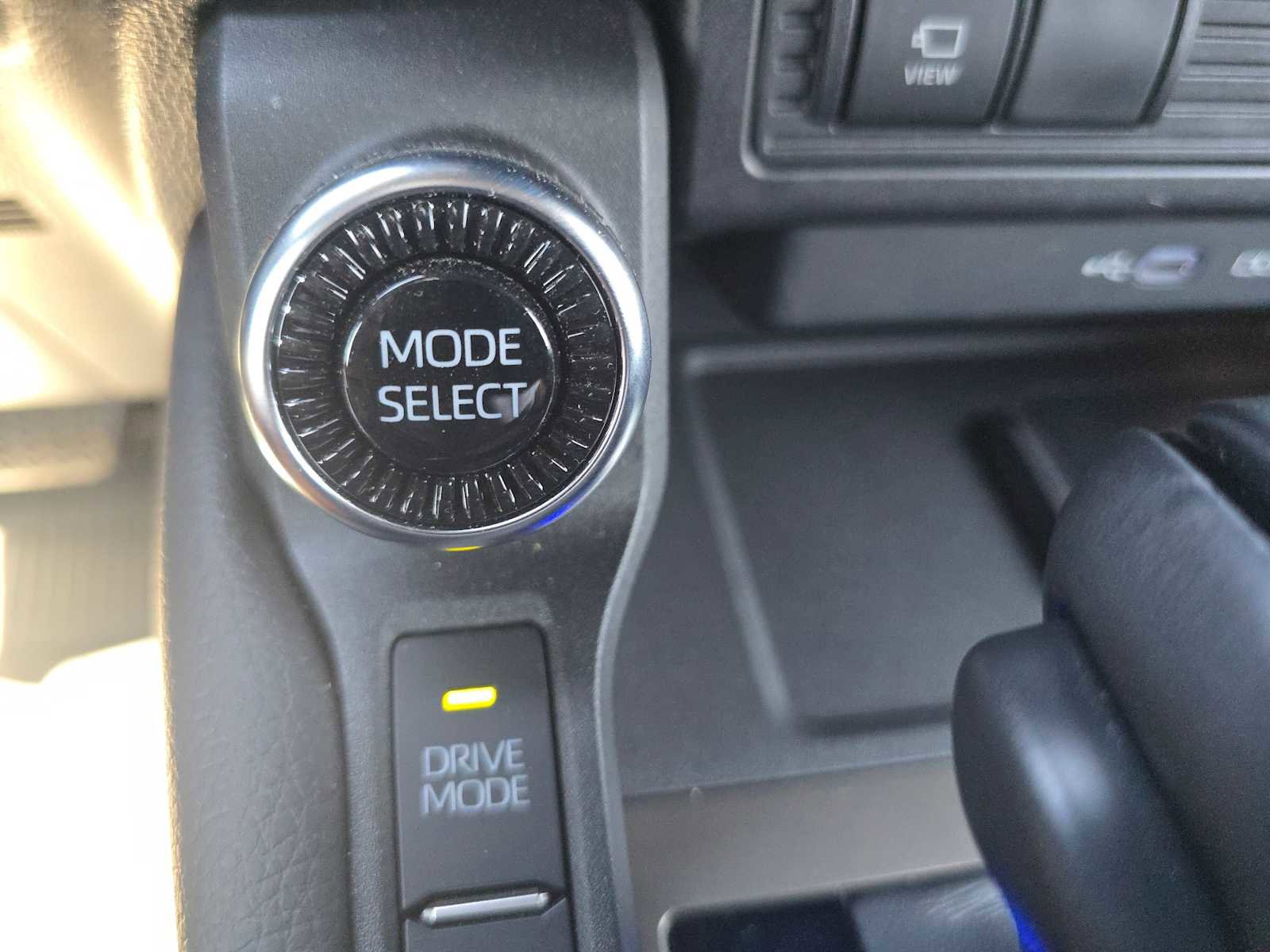Used 2025 Toyota Land Cruiser w/ Premium Package image 33