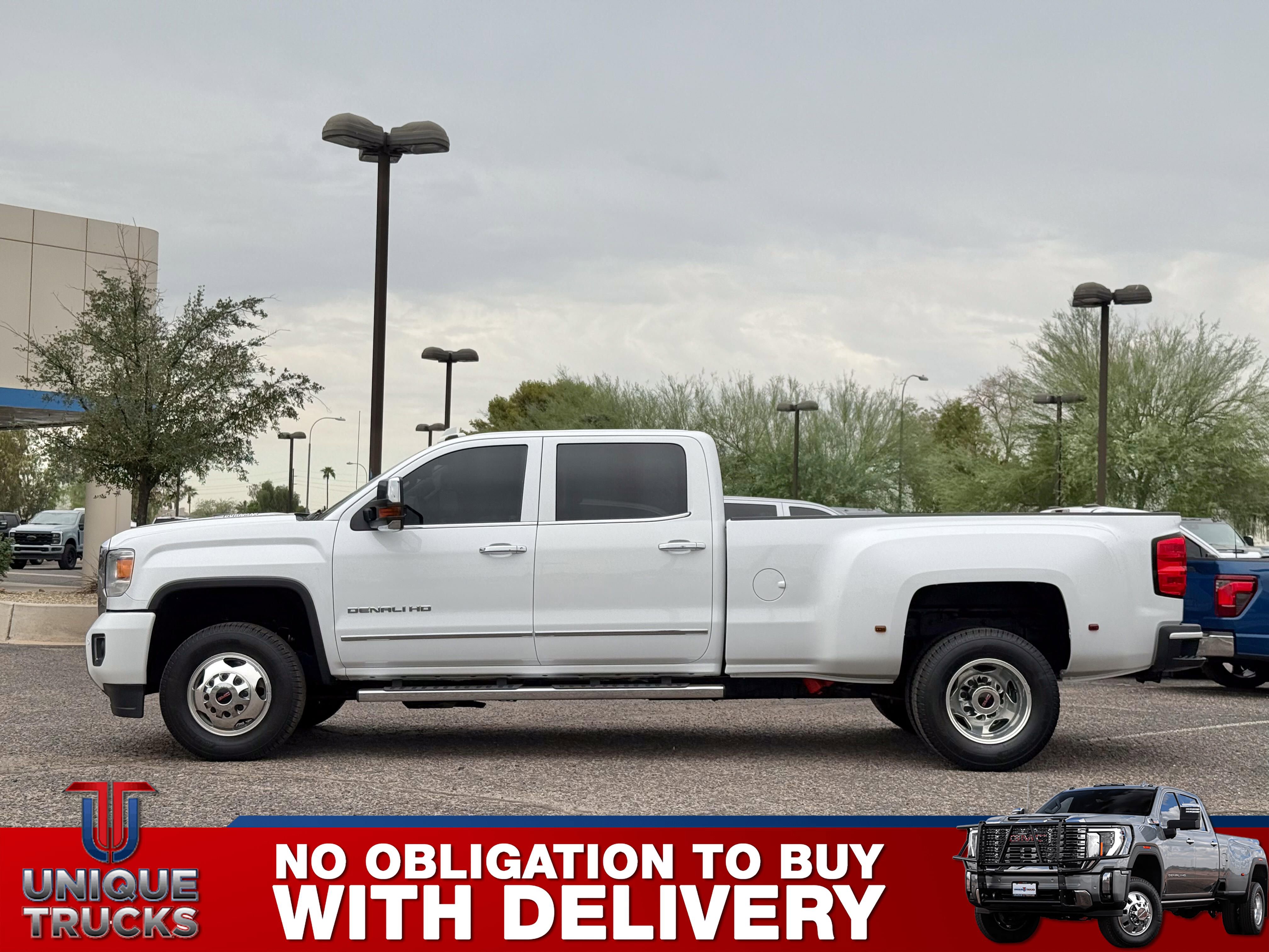 Used 2015 GMC Sierra 3500 Denali w/ Duramax Plus Package image 9